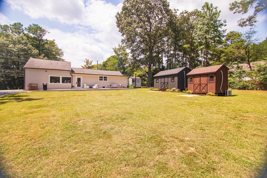 More Photos Of 1951 SE Old Concord Rd, Smyrna Office Residential For Sale