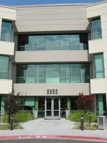 More Photos Of 3562 Round Barn Cir, Santa Rosa Office For Lease