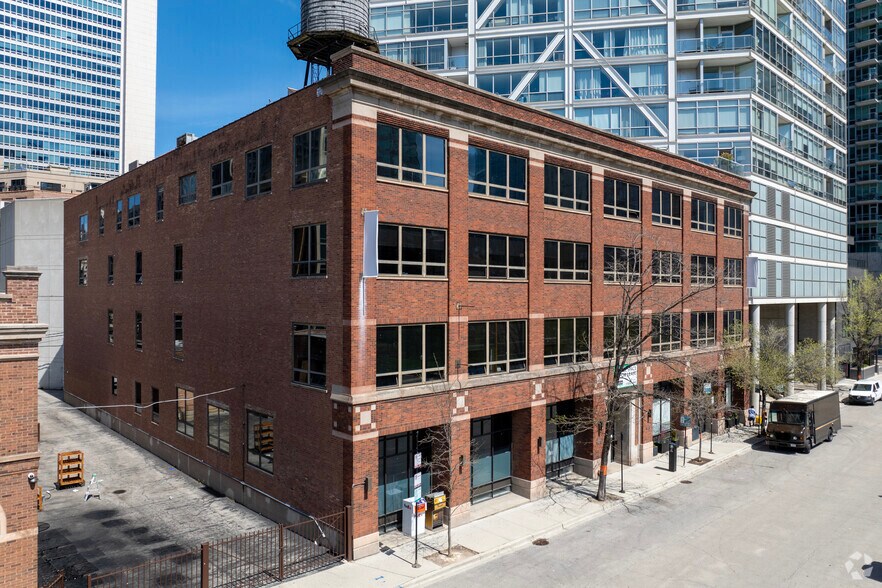 Primary Photo Of 520 W Erie St, Chicago Office For Sale
