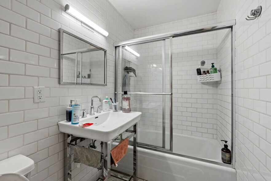 More Photos Of 3720 Minnehaha Ave, Minneapolis Apartments For Sale