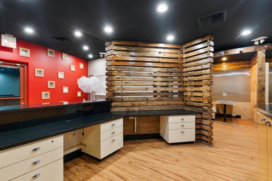 More Photos Of 7545 W Sahara Ave, Las Vegas Medical For Lease