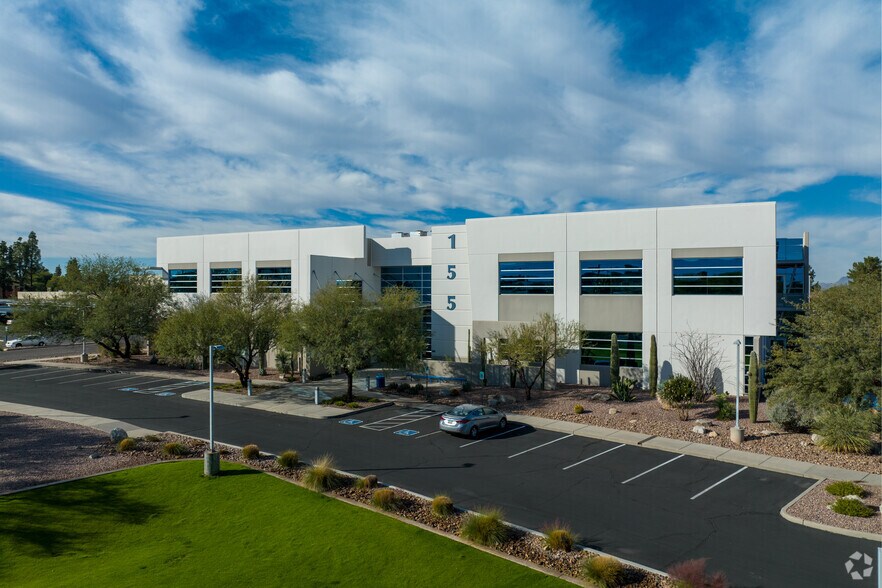 More Photos Of 155 N Rosemont Blvd, Tucson Office For Lease