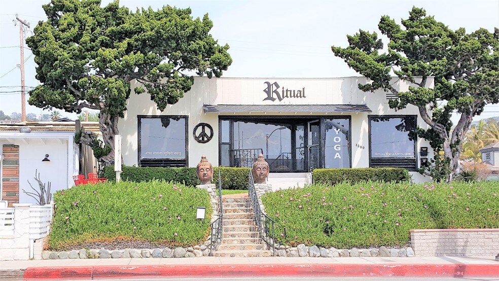 Primary Photo Of 1390 S Coast Hwy, Laguna Beach Storefront For Lease