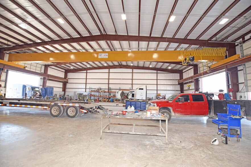 More Photos Of 2250 Dixie Blvd, Odessa Industrial For Sale