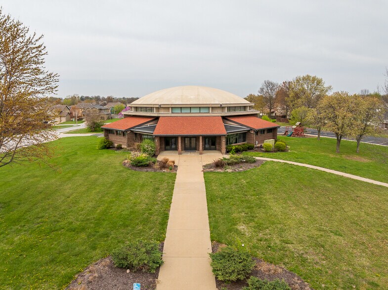 More Photos Of 800 SW 150 Hwy, Lee's Summit Office For Sale