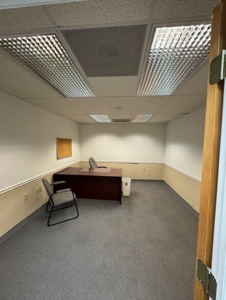 More Photos Of Route 29, Dallas Specialty For Sale