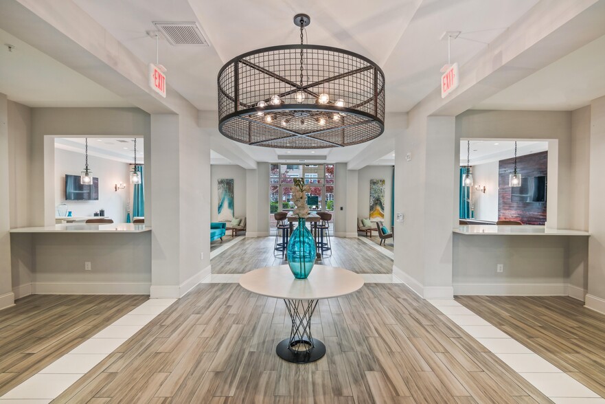 More Photos Of 9336 Kings Parade Blvd, Charlotte Apartments For Lease