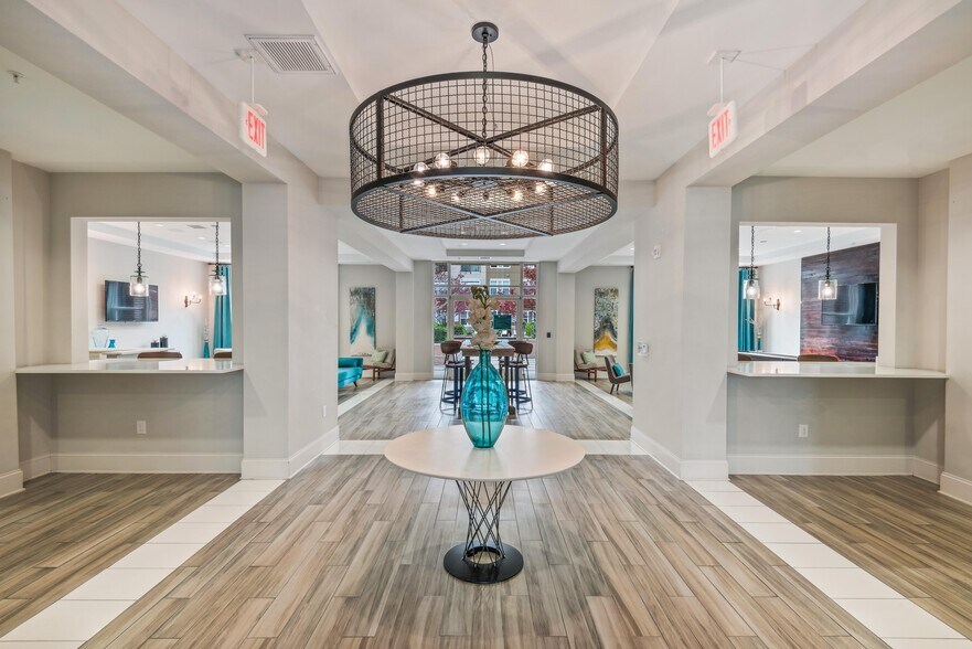 More Photos Of 9336 Kings Parade Blvd, Charlotte Apartments For Lease