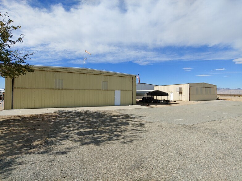 More Photos Of 6001 Curtis Pl, California City Warehouse For Sale