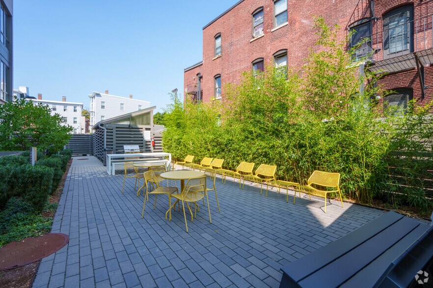 More Photos Of 425 Massachusetts Ave, Cambridge Apartments For Lease