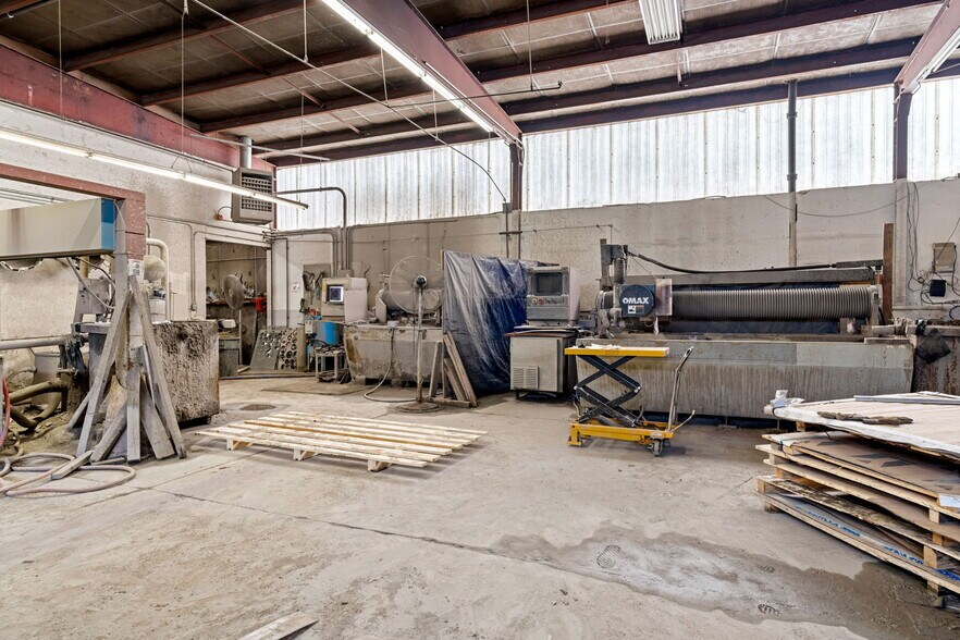 More Photos Of 205 Commercial St, Whitman Manufacturing For Sale