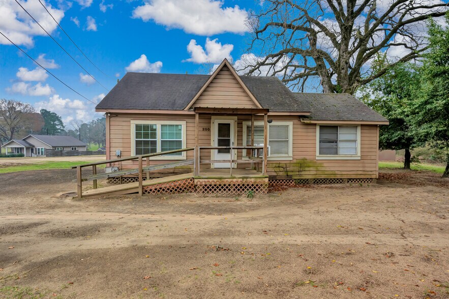 More Photos Of 200 E State Highway 7, Nacogdoches Land For Sale