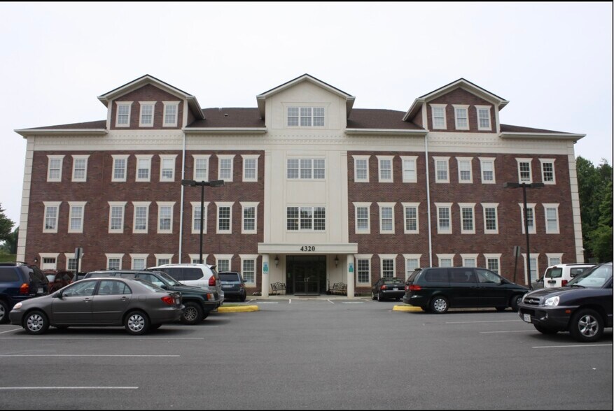 More Photos Of 4310-4320 Prince William Pky, Woodbridge Office For Lease