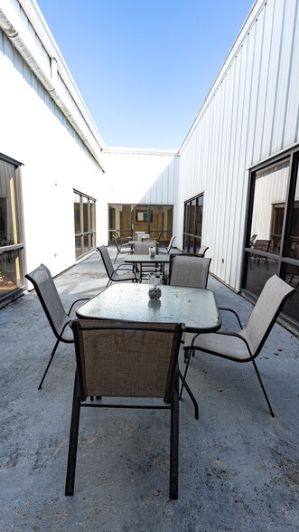 More Photos Of 8190 Pensacola Blvd, Pensacola Specialty For Sale