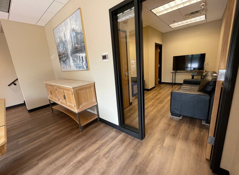 More Photos Of , Wheeling Office For Sale