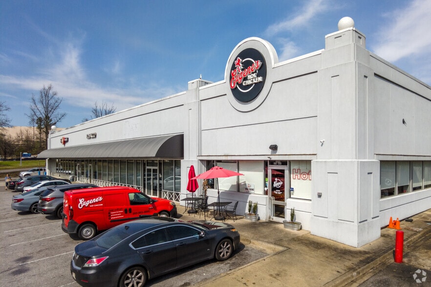 More Photos Of 3000 Riverchase Galleria, Birmingham Unknown For Lease