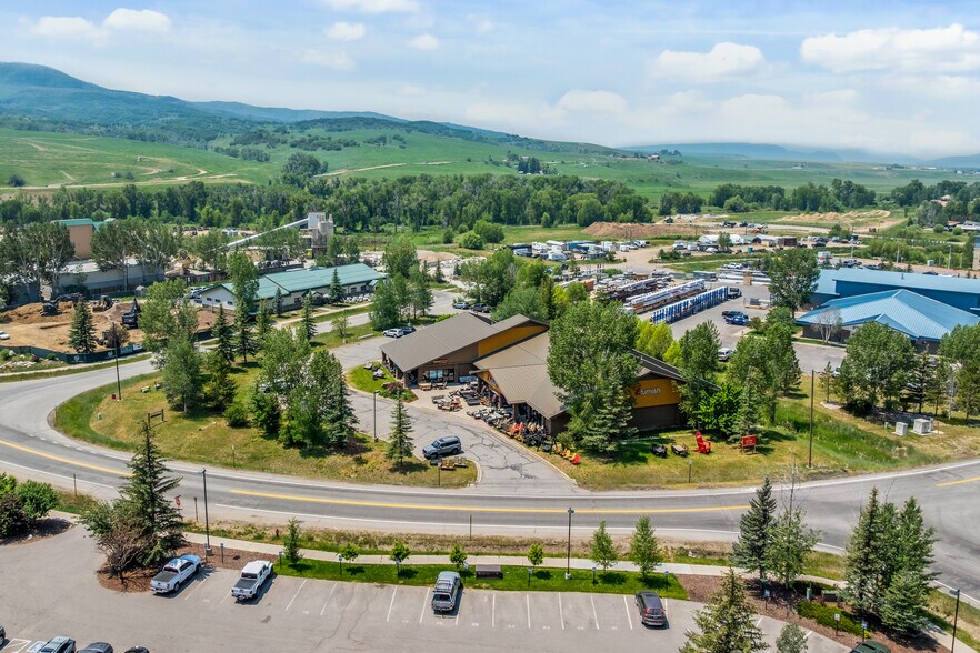More Photos Of 1855 Shield Dr, Steamboat Springs Showroom For Sale