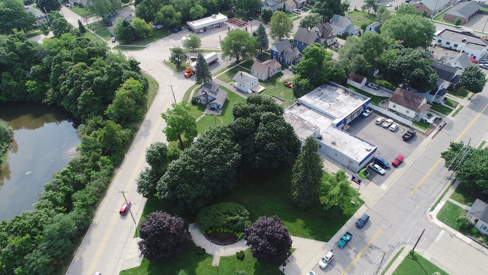 More Photos Of 1100 Starkweather St, Plymouth Freestanding For Lease
