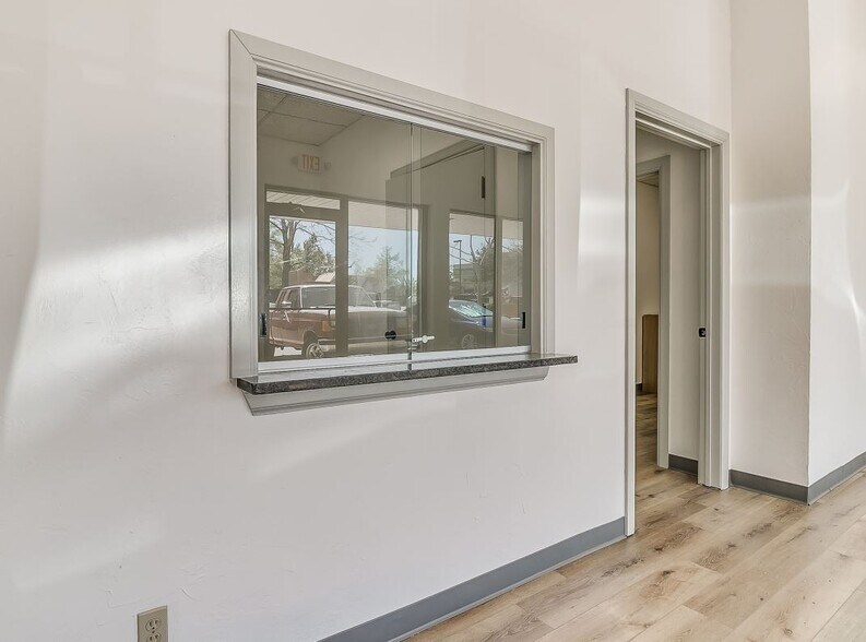 More Photos Of 13509 N Meridian Ave, Oklahoma City Medical For Sale
