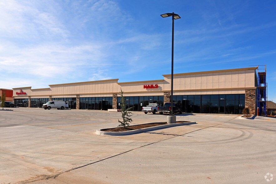 More Photos Of 5901 S Sooner Rd, Oklahoma City Unknown For Lease