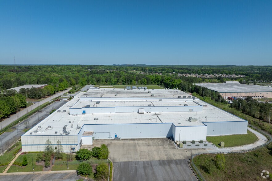 More Photos Of 1101 Jeter Ave, Opelika Manufacturing For Sale