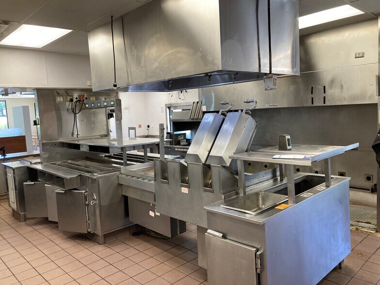 More Photos Of 3400 Sugarloaf Pky, Lawrenceville Fast Food For Sale