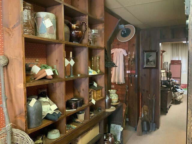 More Photos Of 1523 N Cotner Blvd, Lincoln Storefront Retail Residential For Sale