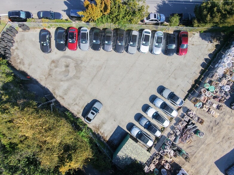 More Photos Of 498 Fremont St, Monterey Auto Dealership For Sale