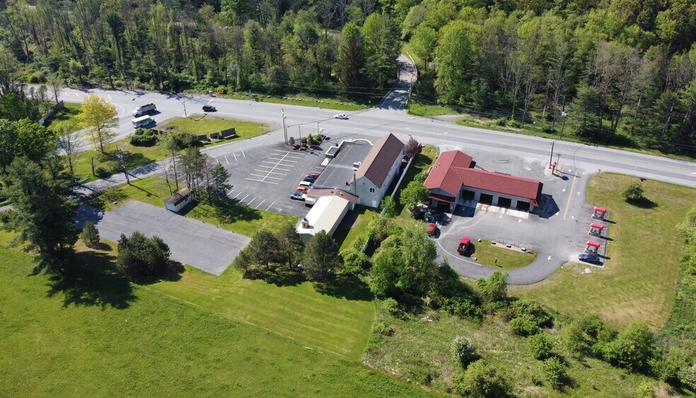 More Photos Of 6152 Paradise Valley Rd, Cresco Carwash For Sale