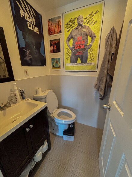 More Photos Of 81 Ten Broeck St, Albany Multifamily For Sale