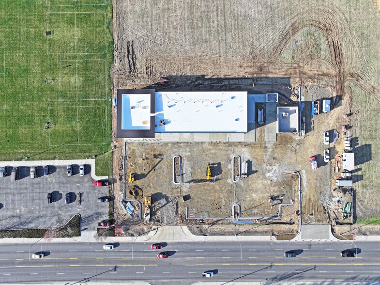 More Photos Of 6905 W Nob Hill Blvd, Yakima Auto Repair For Sale