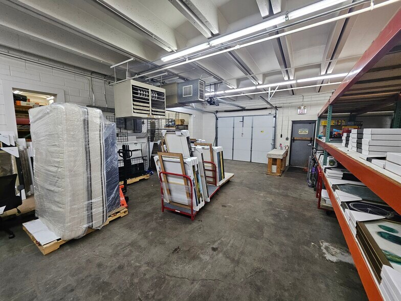 More Photos Of 3715 50th Ave, Minneapolis Manufacturing For Sale