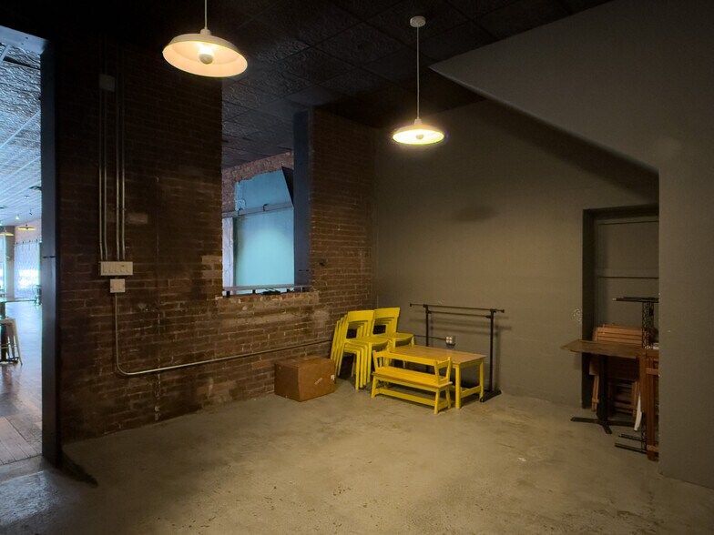 More Photos Of 214-226 E Main st, Walla Walla General Retail For Sale