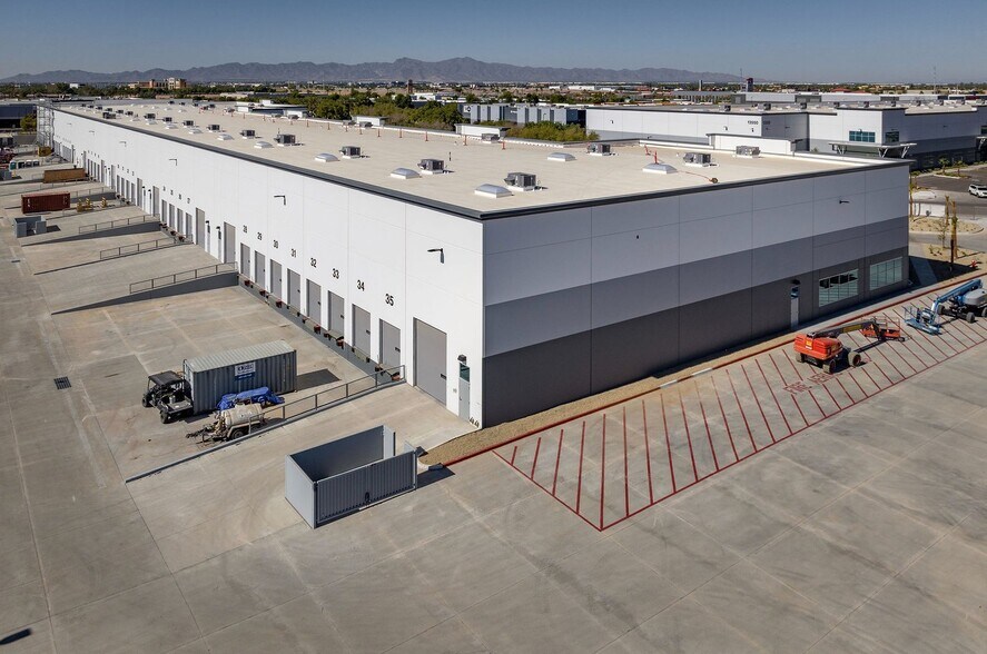 More Photos Of 13550 W Auto Dr, Goodyear Unknown For Lease