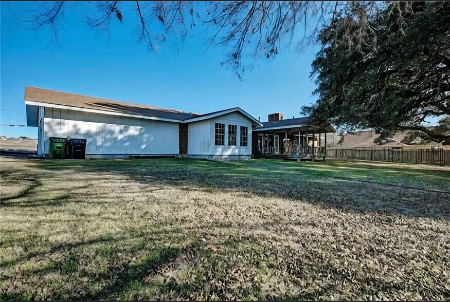 More Photos Of 104 County Road 108, Burnet Land For Sale