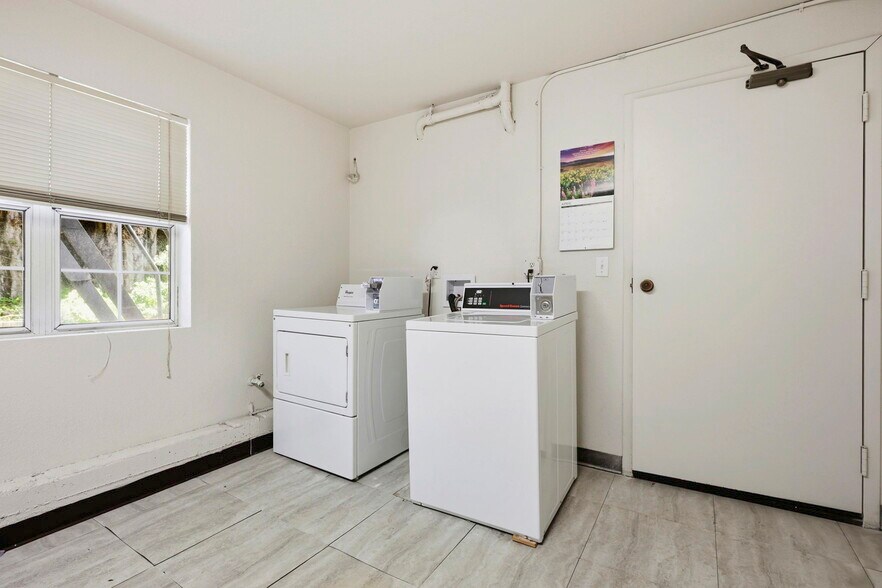 More Photos Of 1678 Wallace Ave, San Francisco Specialty For Sale