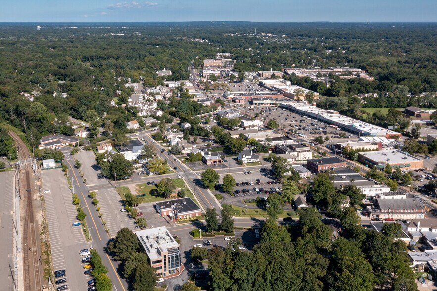 More Photos Of 50 Karl Ave, Smithtown Loft Creative Space For Lease