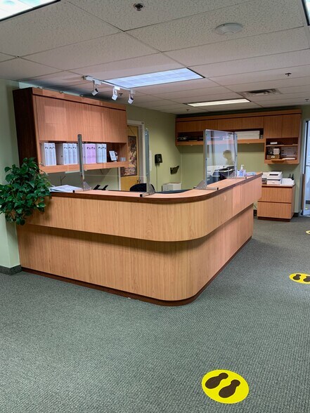 More Photos Of 3071 Bordentown Ave, Parlin Schools For Sale