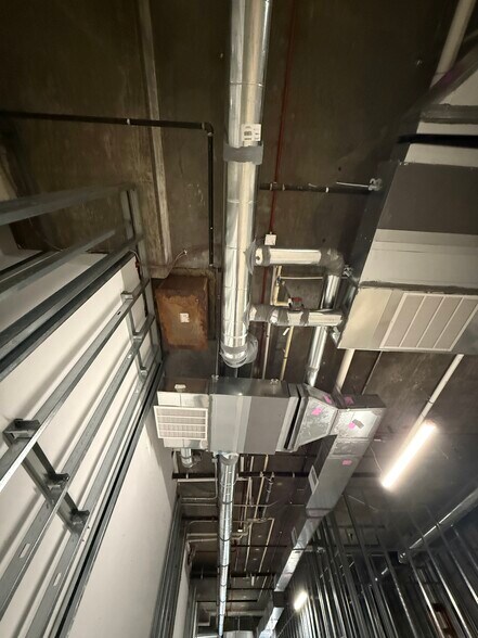 More Photos Of 1923 9th St NW, Washington Apartments For Lease