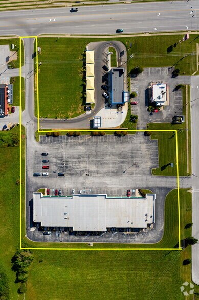 More Photos Of 1440 Nashville Rd, Franklin Unknown For Lease