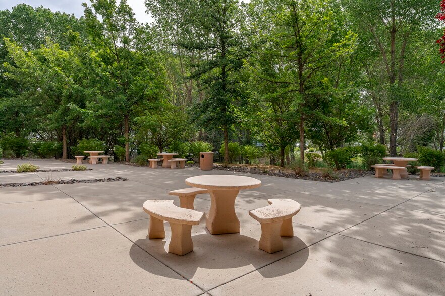 More Photos Of 5470 Kietzke Ln, Reno Office For Lease