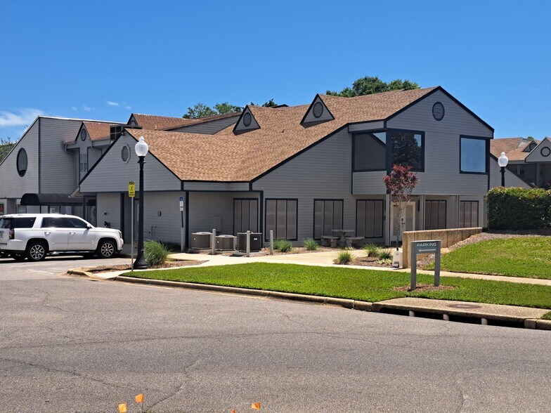 Primary Photo Of 4400 Bayou Blvd, Pensacola Medical For Lease