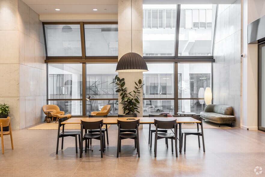 More Photos Of 1300 SW Fifth Ave, Portland Unknown For Lease