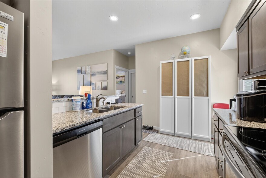 More Photos Of 2840 Clark St, Baker City Multifamily For Sale