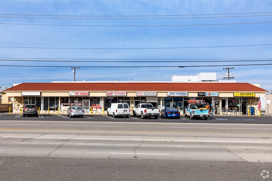 More Photos Of 2417-2431 190th St, Redondo Beach Storefront Retail Office For Lease