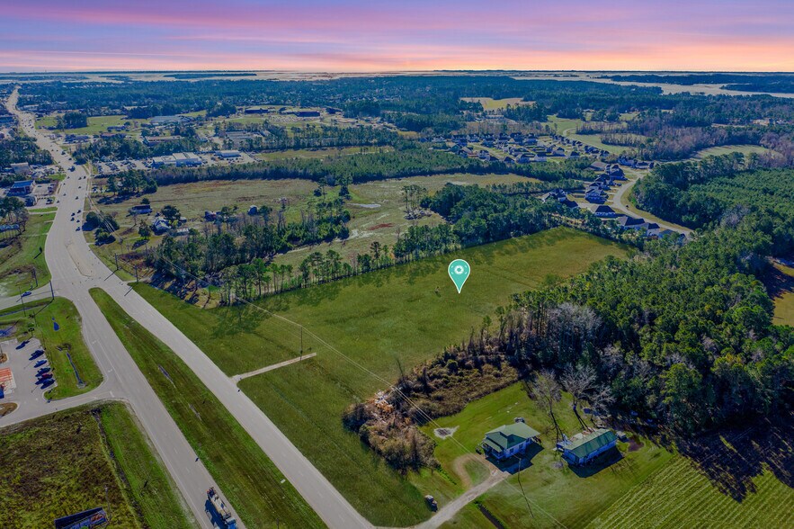 More Photos Of 4178 Freedom Way, Hubert Land For Lease