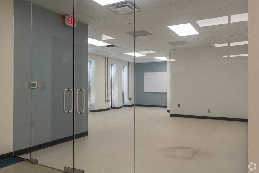More Photos Of 1100 Eisenhower Pl, Ann Arbor Research And Development For Sale
