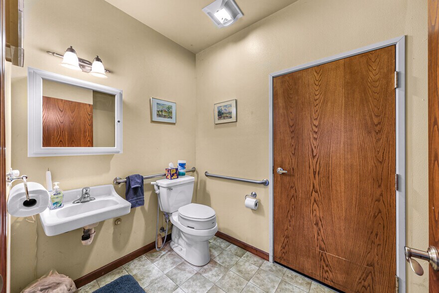 More Photos Of 918 Citadel Dr, Everson Multifamily For Sale