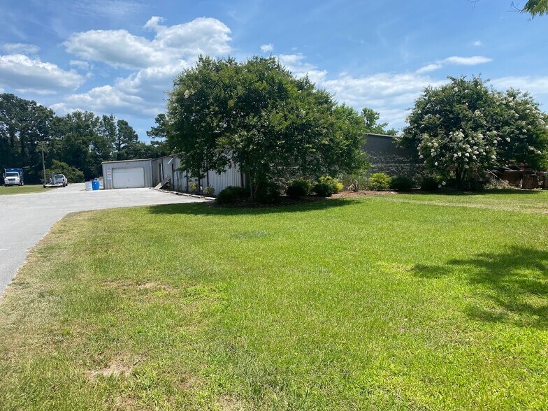 More Photos Of 120 Leslie Ln, Swansboro Industrial For Sale