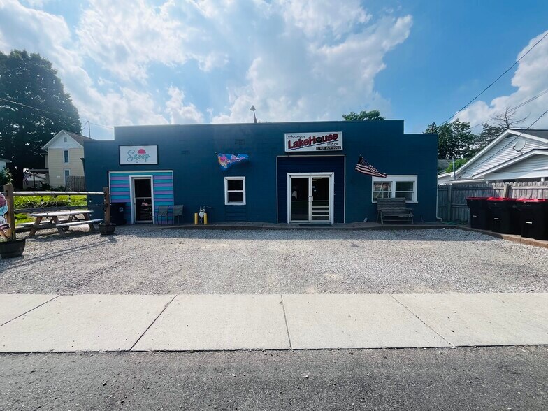 Primary Photo Of 51 N Liberty St, Alexandria Restaurant For Sale